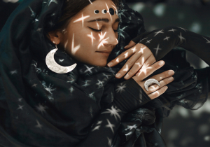 Νέα Σελήνη στον Σκορπιό στις 20 Νοεμβρίου 2025. Προβλέψεις για τα ζώδια.