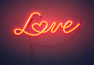 Φλογερό πάθος! Με ποια ζώδια θα το ζήσεις απόλυτα;